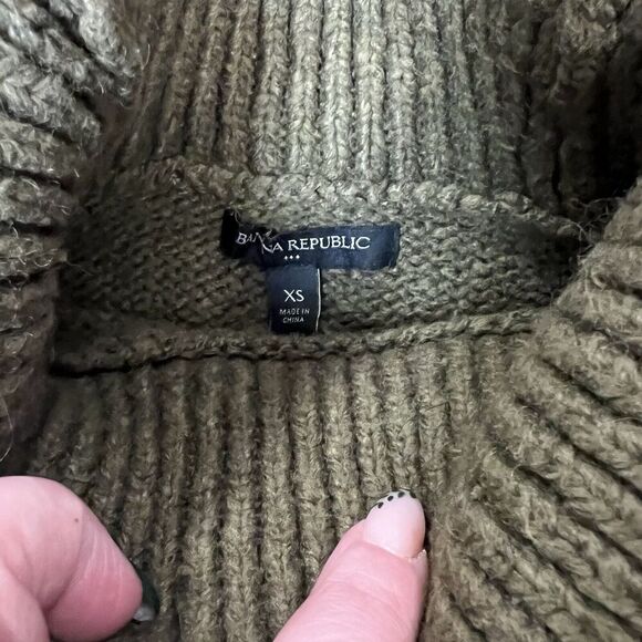 Banana Republic Chunky Cowl-Neck Cropped Sweater In Olive Size XS - Picture 4 of 5
